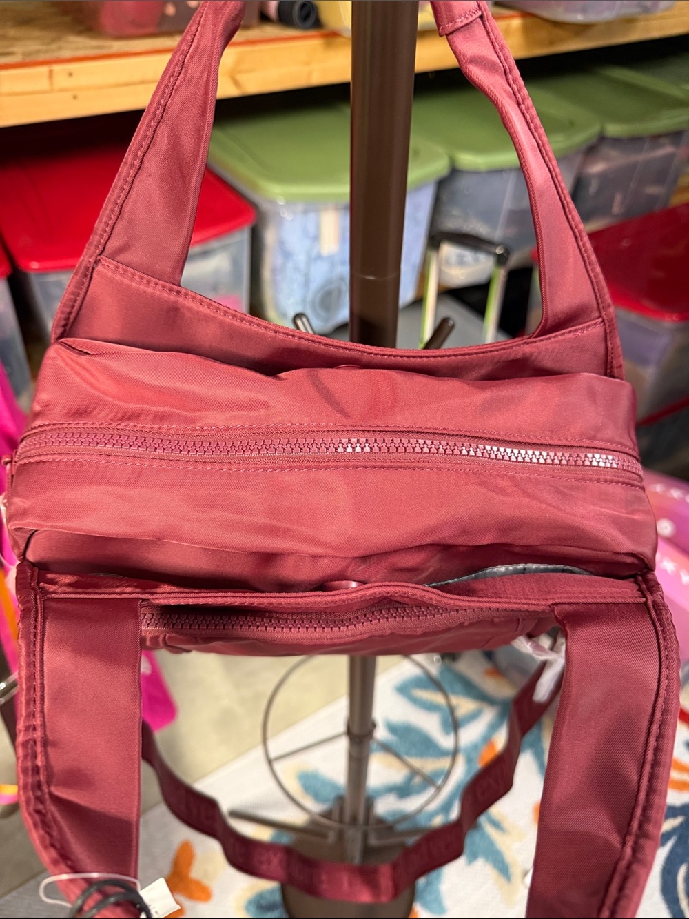 Samantha Brown travel handbag Women's Rose Red Shoulder Bag BNWT - Picture 6 of 10